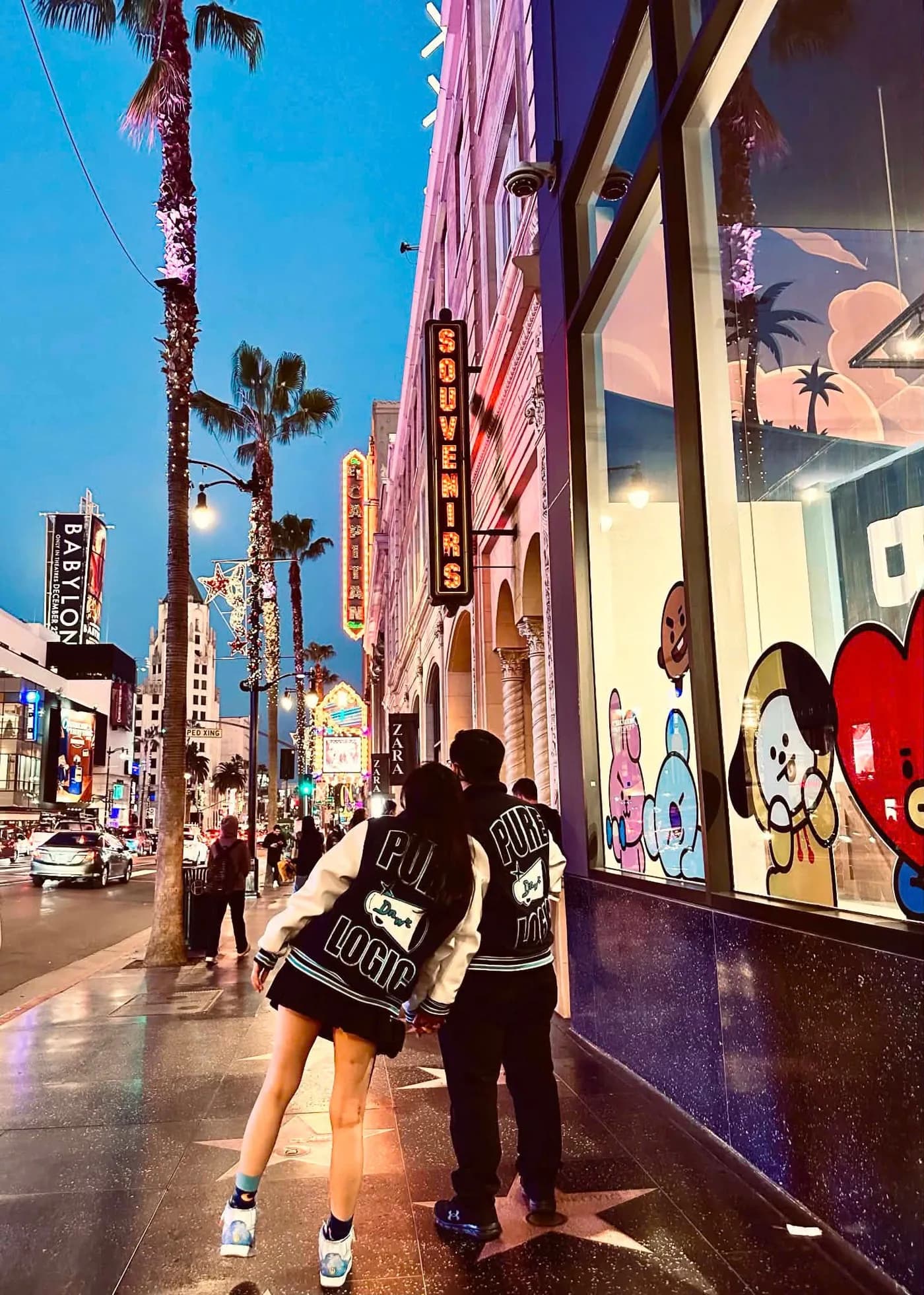 Hong Hanh and Tri Anh together on a city street